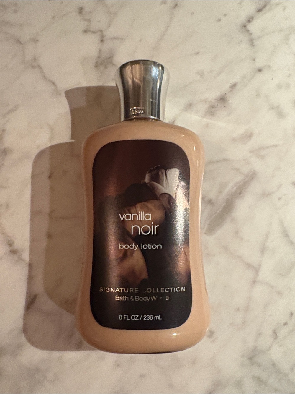 DISCONTINUED- RARE 8 OZ Bath & Body Works Vanilla Noir Body Lotion -